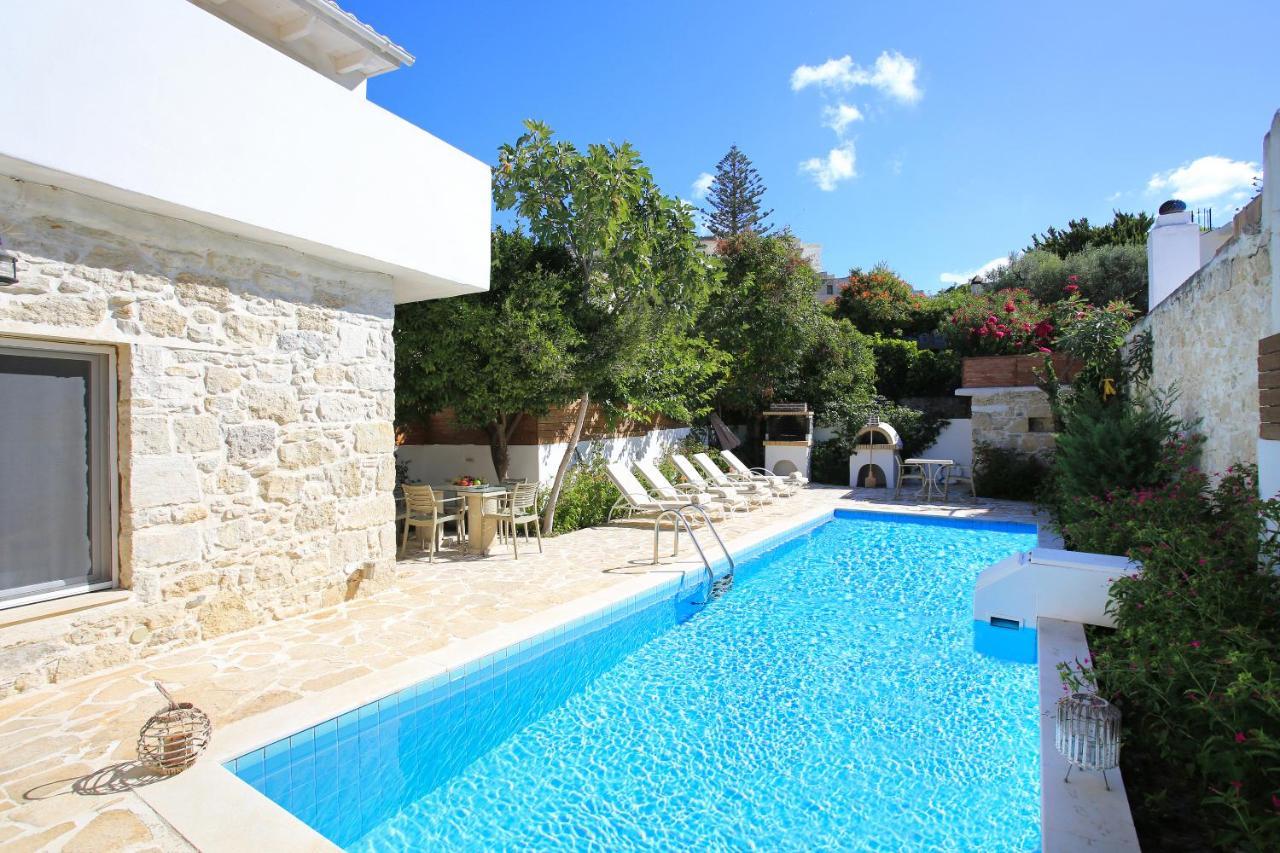 Villa Oasis Kamilárion Exterior foto