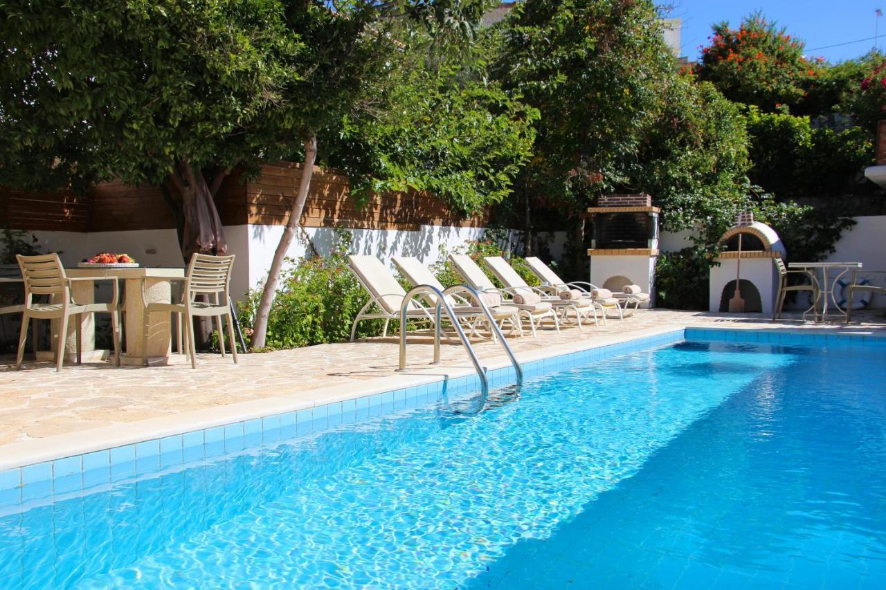 Villa Oasis Kamilárion Exterior foto